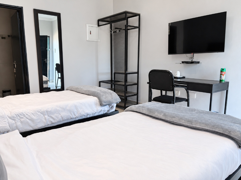 Classic Twin Room